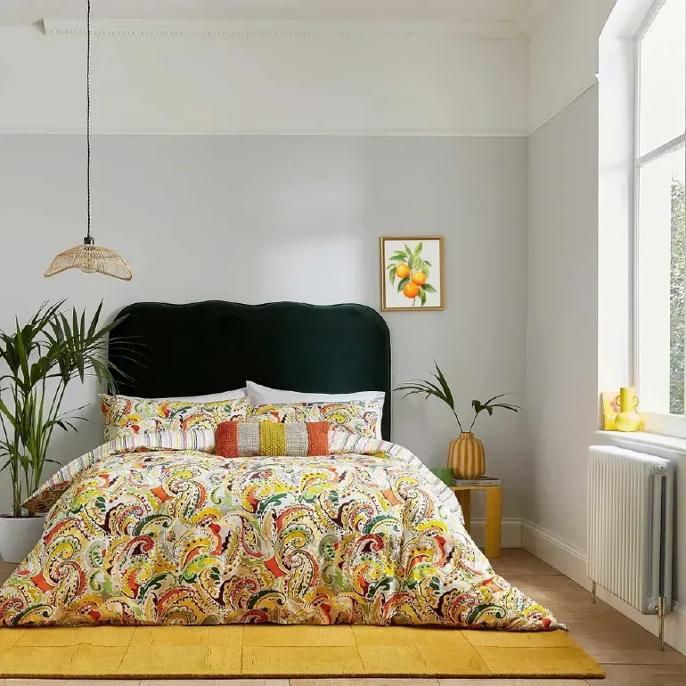 <p>Get a great night's sleep with a quality duvet, pillow and duvet cover set. All leading brands available.</p>
<p>Get a great night's sleep with a quality duvet, pillow and duvet cover set. All leading brands available.</p>